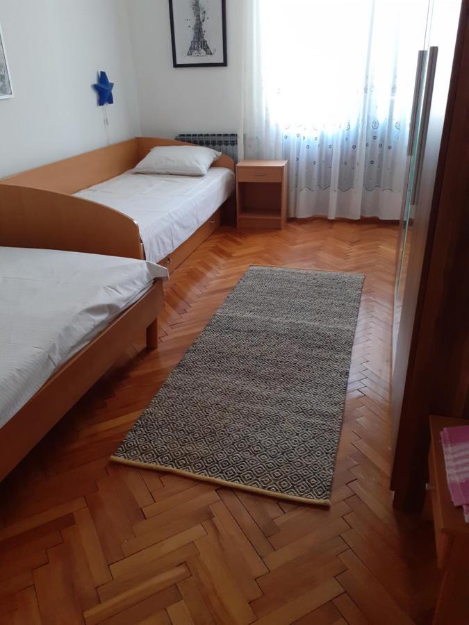 Pine Tree Apartment Vodice Zewnętrze zdjęcie